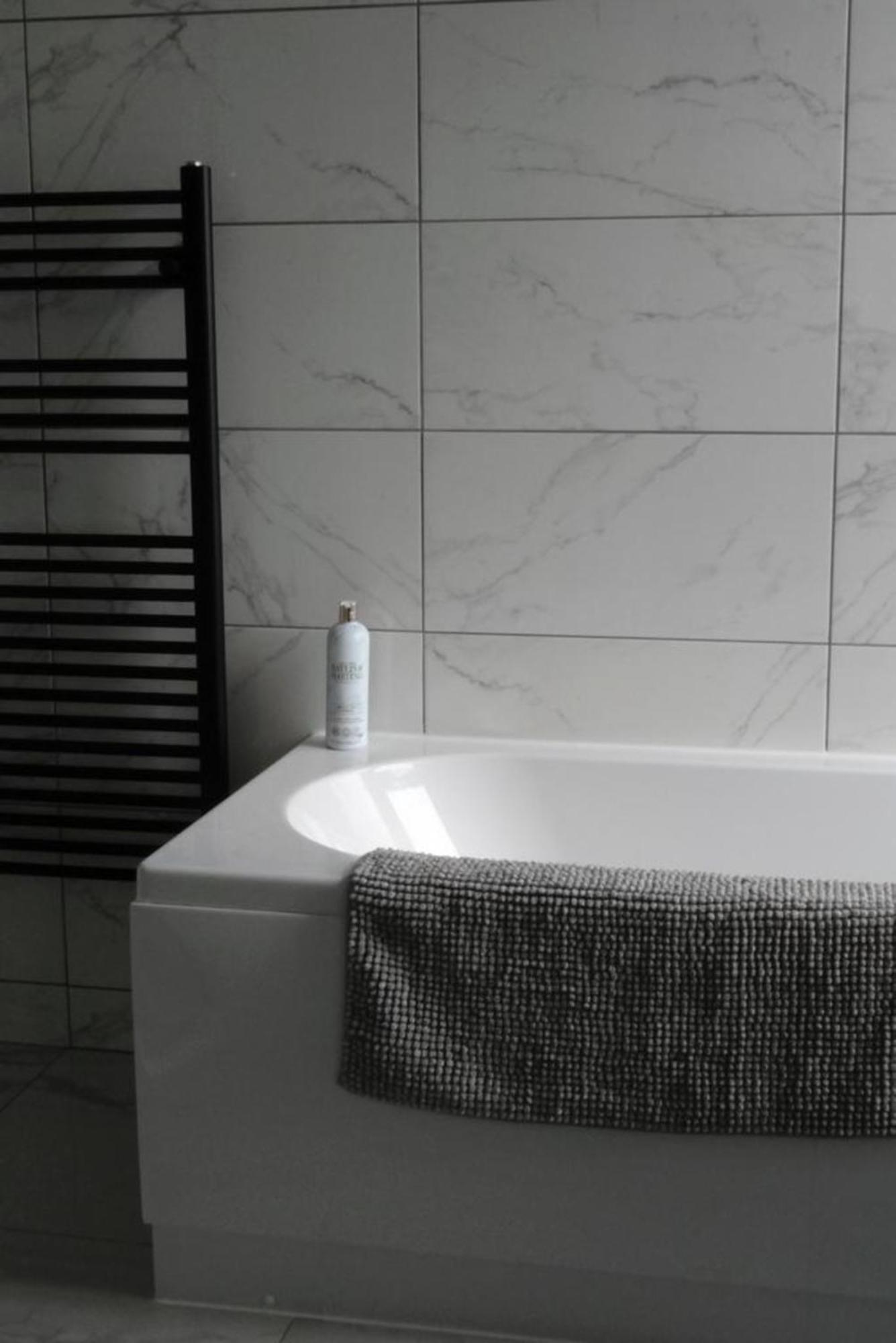 Executive Apartments Free On-Site Parking, 2 En-Suites, Sleeps 4, Swindon Exterior foto